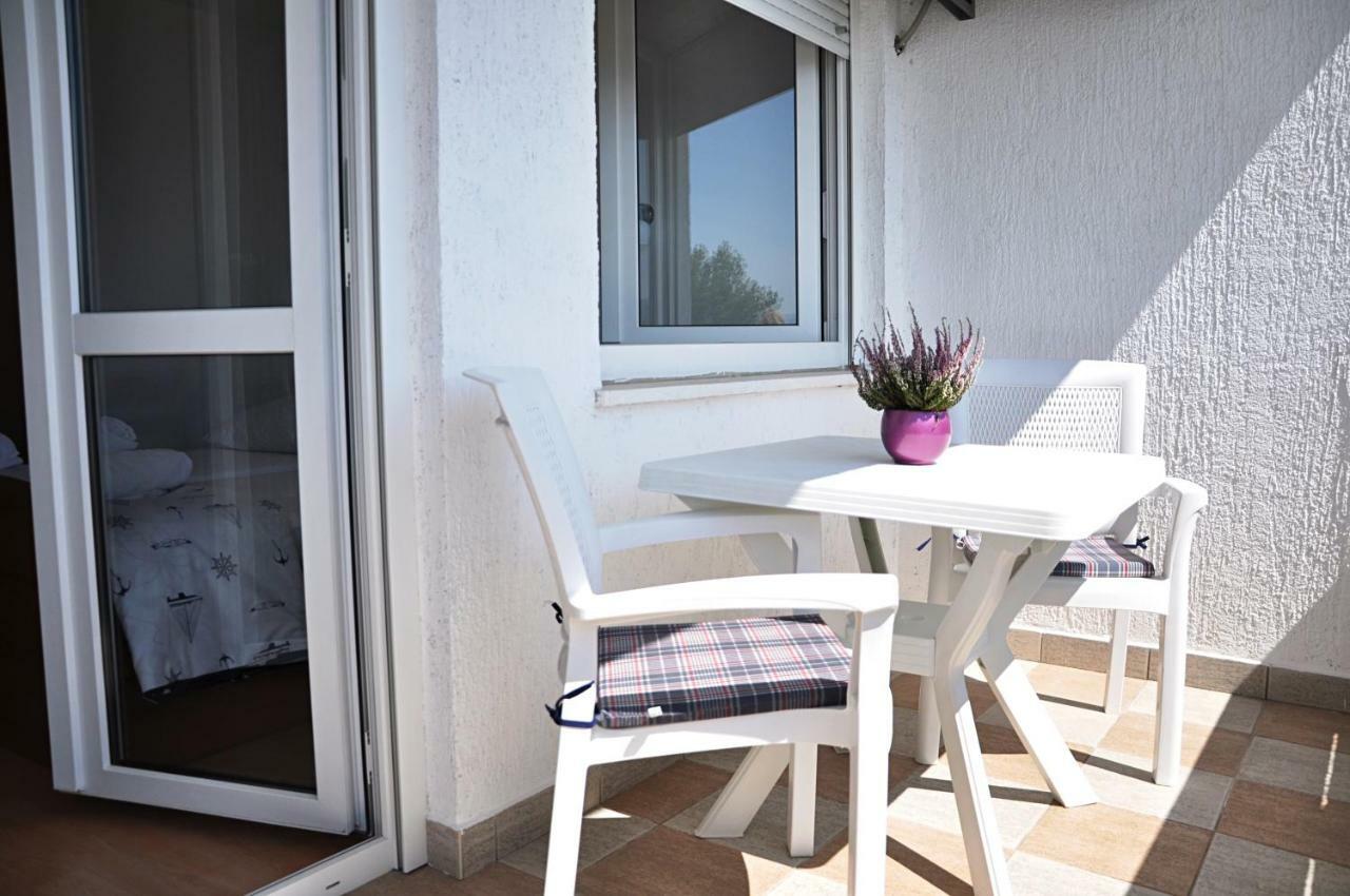 Sunrise Studio Apartments 3 لوكفا روجوزنيكا المظهر الخارجي الصورة