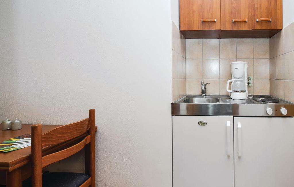 Sunrise Studio Apartments 3 لوكفا روجوزنيكا المظهر الخارجي الصورة